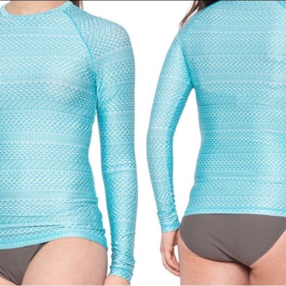 Kyodan Elegant Mandalas Blue Printed Rash Guard size Medium NWT